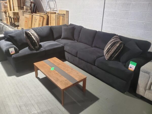Living Rooms Sectionals and Sofas