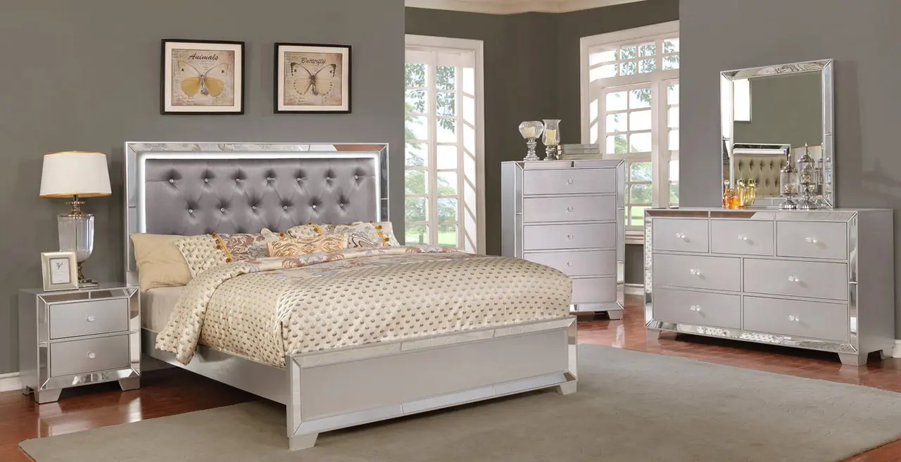 4 Piece B52379 Queen Bed Set - The Furniture Exchange